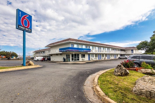 Motel 6-Ardmore, OK image 2