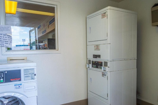 Motel 6-Ardmore, OK image 18